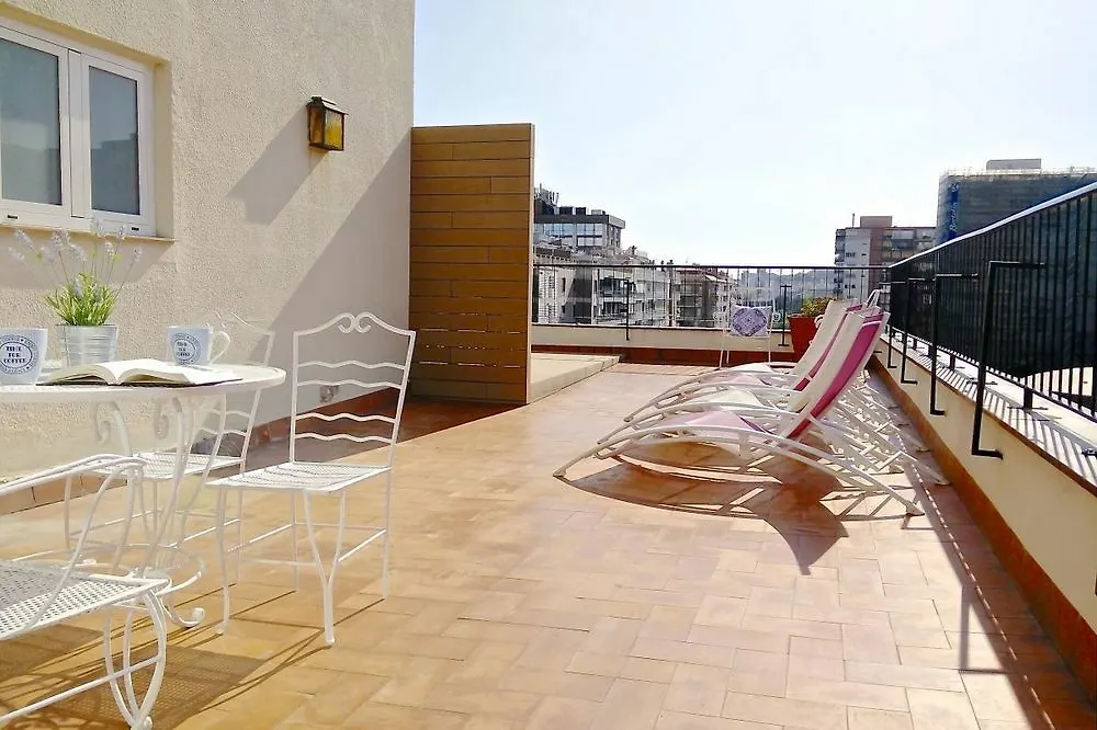 شقة Bizflats Batik Penthouse Pedralbes برشلونة إسبانيا